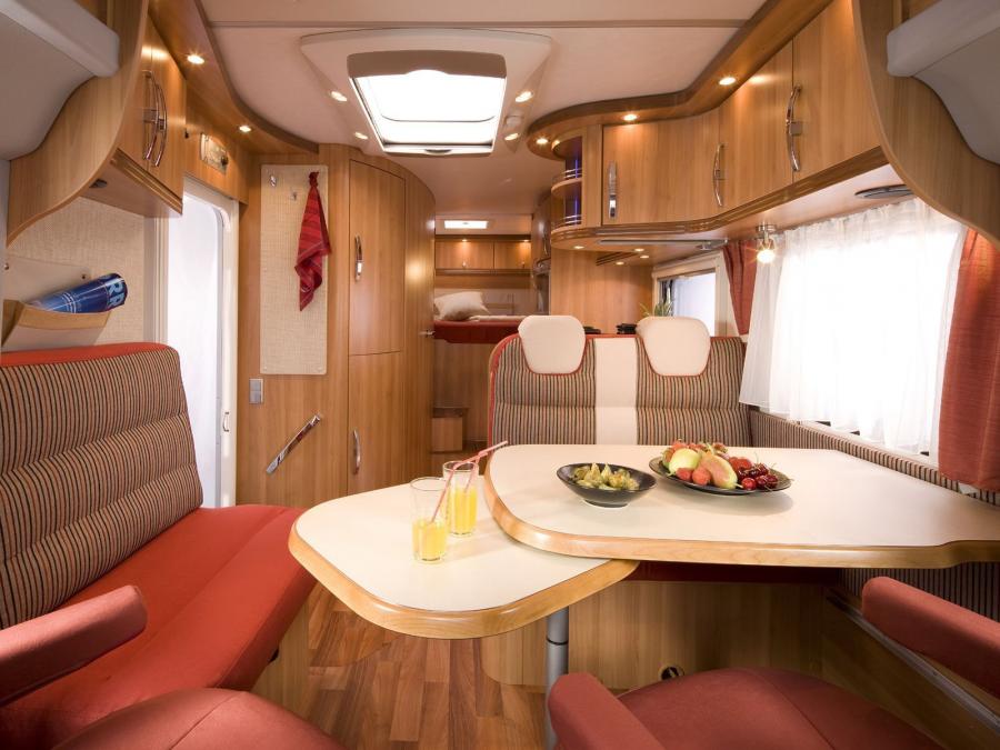 Интерьер Hymer Tramp CL 2010 года  (фото 4 из 10)